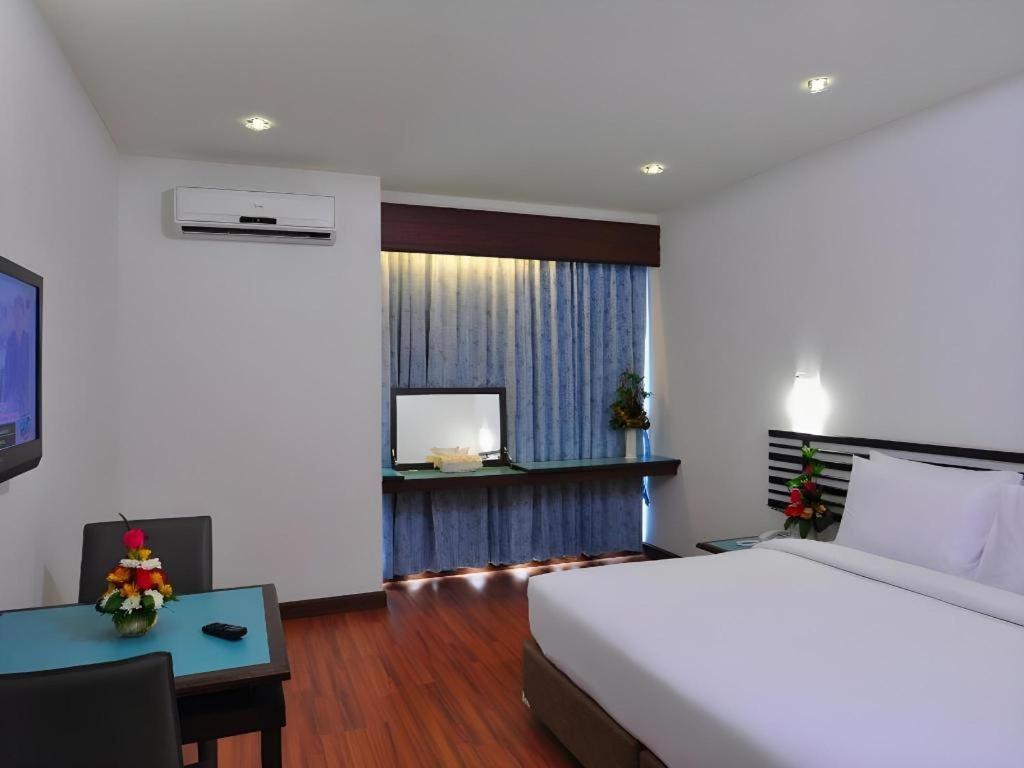 The Color Hotel Hat Yai Exterior foto
