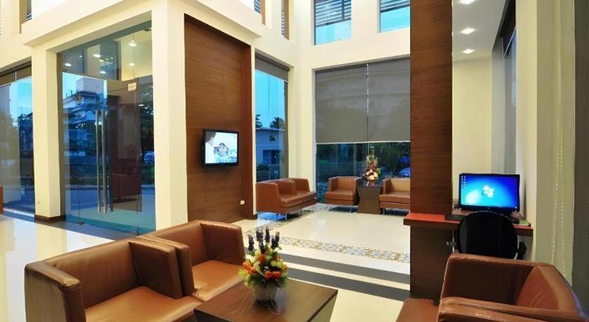 The Color Hotel Hat Yai Exterior foto
