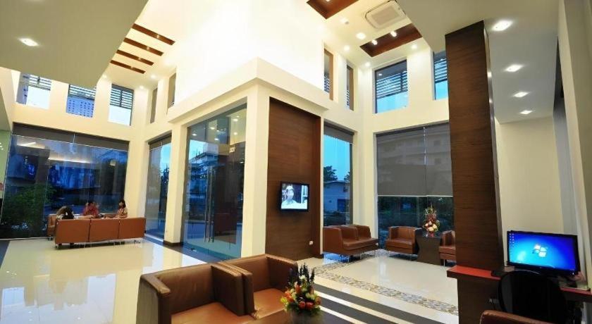 The Color Hotel Hat Yai Exterior foto